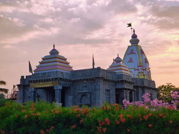 Bhagwan Parshwanath Digambar Jain Atishaya Kshetra, Kognoli